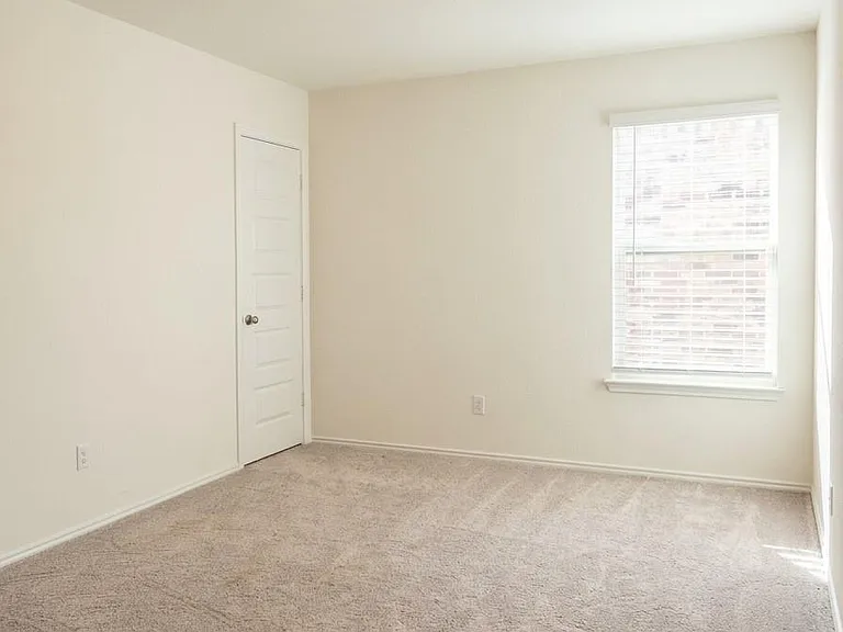 4653 Alfano Loop — Photo 27
