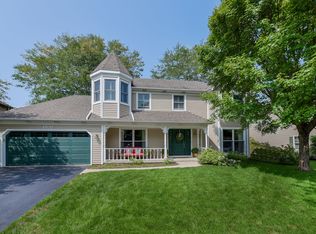 1537 London Ct, Naperville, IL 60563