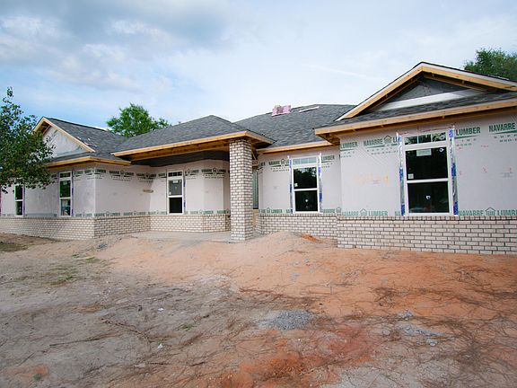 2nd image of 2450 Avenida De Sol