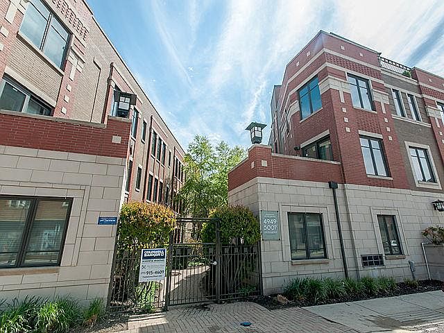 1st image of 4949 N Lincoln Ave #1