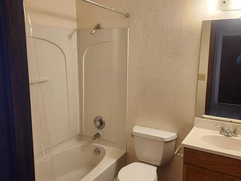 Timberglen Apartments — Photo 34