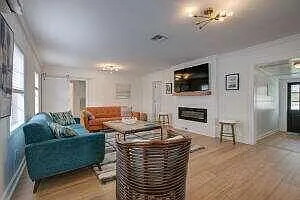 475 Seabrook Rd — Photo 8