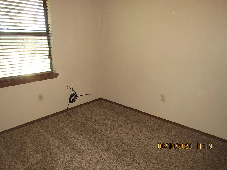 2809 NW 46th St — Photo 11