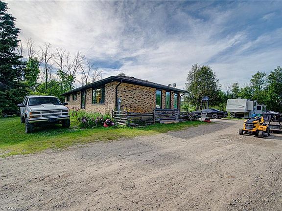 2nd image of 3907 Wellington St #35