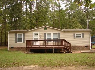 381 Oak View Ln, Asheboro, NC 27205