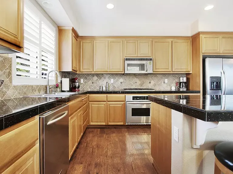 1317 Moonflower Ct — Photo 2