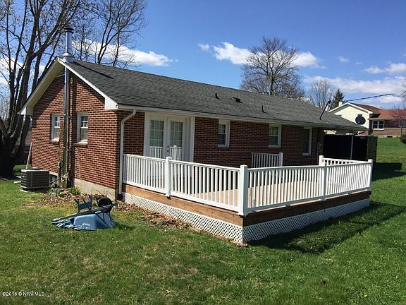 3rd image of 120 Griggs St