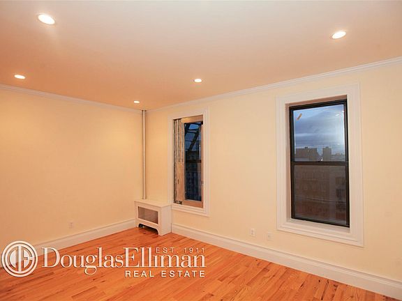 3rd image of 63 Hamilton Ter APT 44