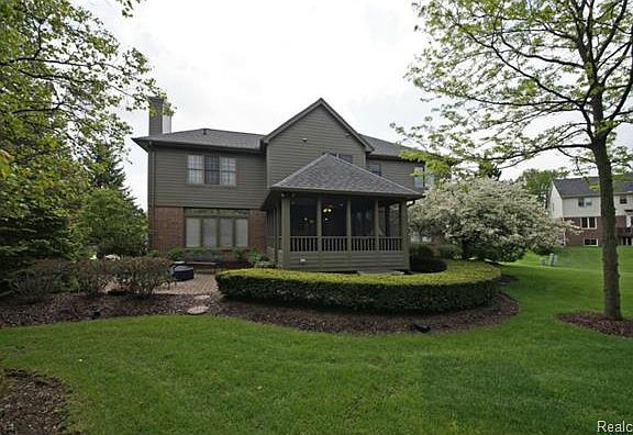 4th image of 12475 Glenview Ct