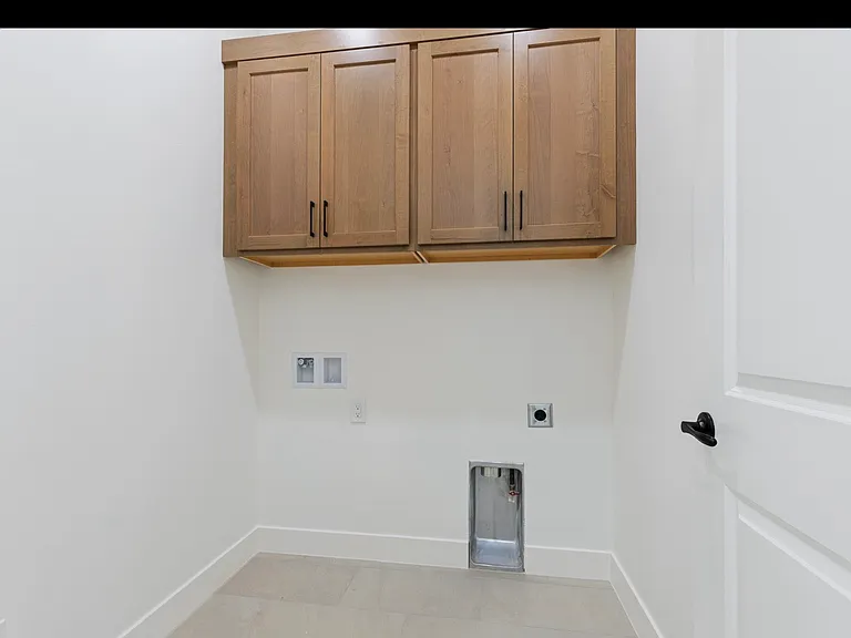 458 N 250 E — Photo 9