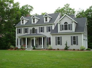 23 Spring St, Rehoboth, MA 02769