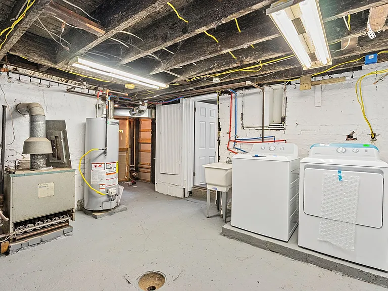 2215 Lehigh St — Photo 28