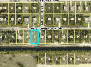 505 Willowbrook Dr, Lehigh Acres, FL 33972