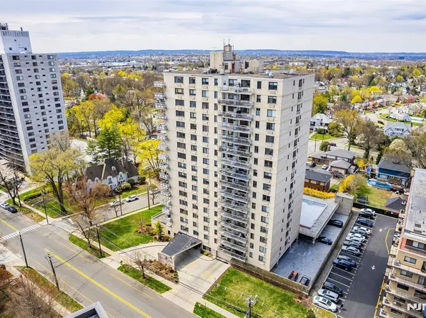 307 Prospect Ave APT 5G, Hackensack, NJ 07601