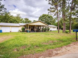 9101 Lotus St, Moss Point, MS 39562