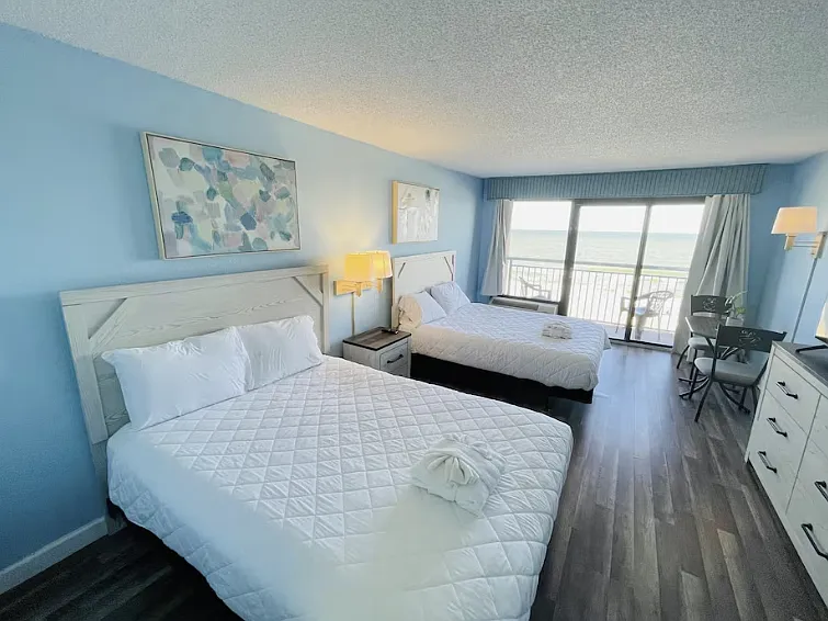 Studio, 450 sqft, $1,300 — Photo 2