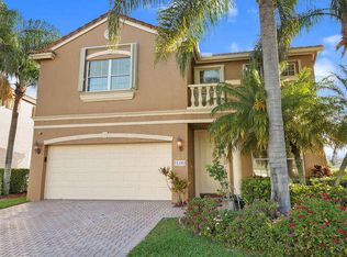 21190 Via Ventura, Boca Raton, FL 33433
