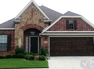 8708 Glenburne Dr, Fort Worth, TX 76131