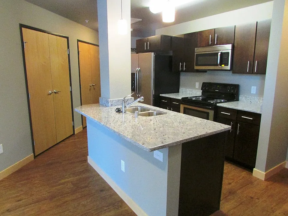 222 State St — Photo 4