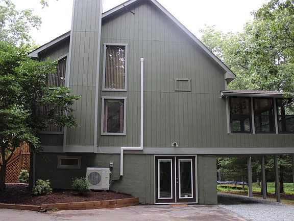 3rd image of 148 Song Mountain Dr