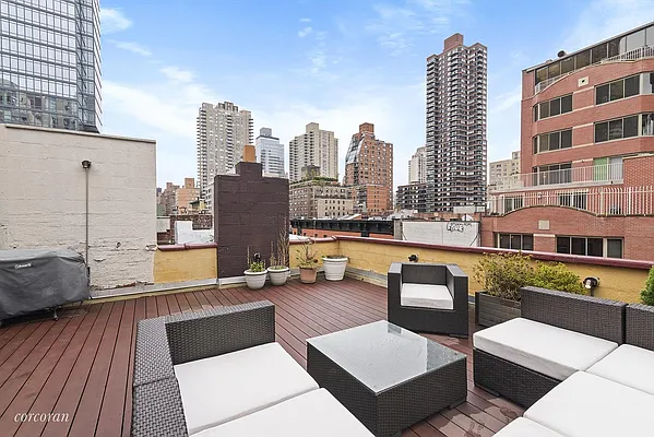 Sold by Corcoran | media 8