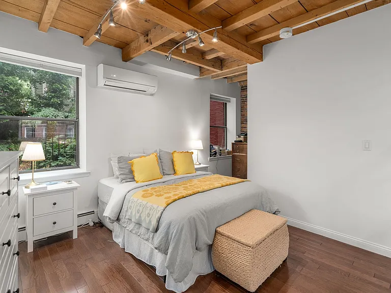 18 Main St #1 — Photo 13
