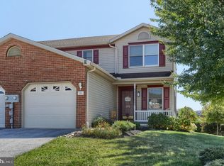 201 Acorn Cir #L-0028, Lebanon, PA 17042