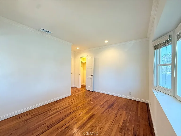1036 S Hidalgo Ave — Photo 21