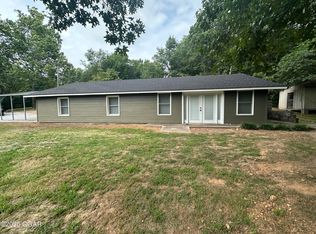 2322 Spring Flood Rd, Goodman, MO 64843