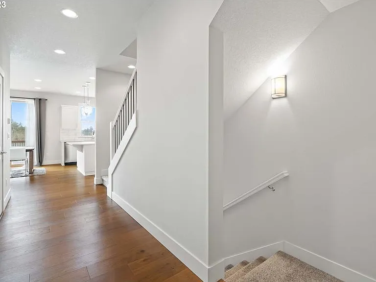 11059 SW Annand Hill Ct — Photo 2