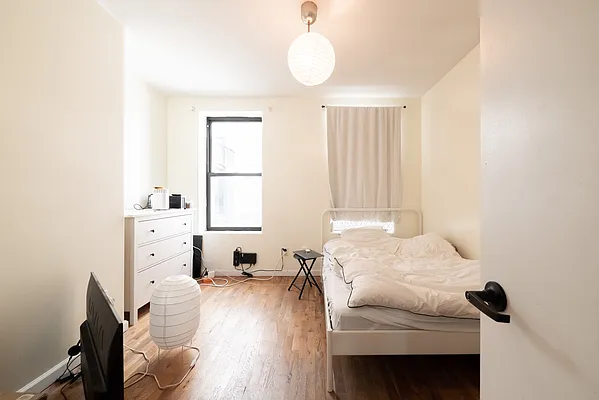 Rented by Maplewood Management | media 41