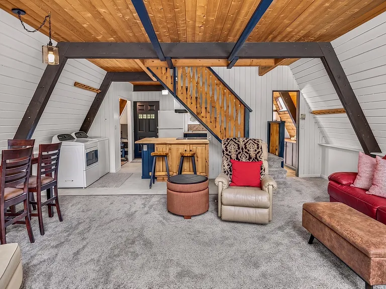 374 Wilderness Dr — Photo 11