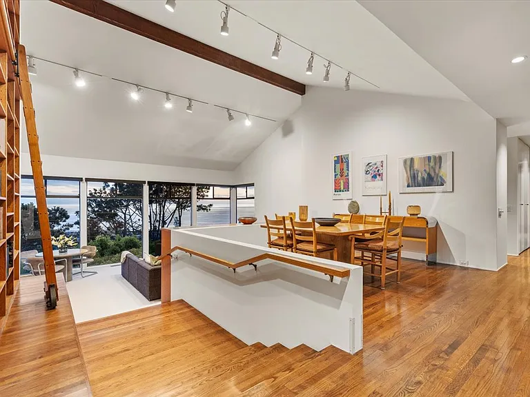 8496 Westway Dr — Photo 3