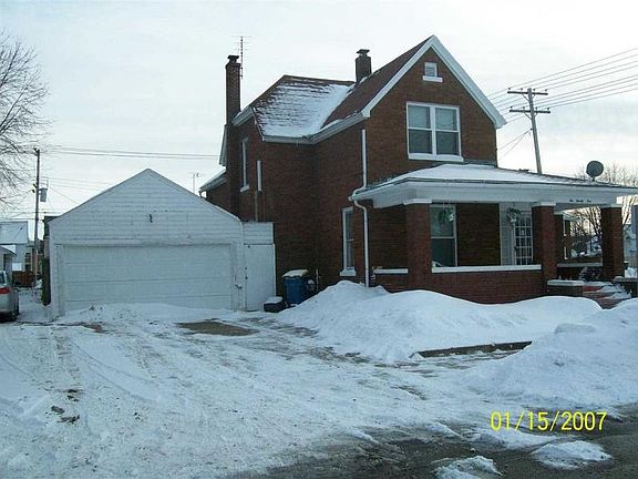 2nd image of 225 W 6th St