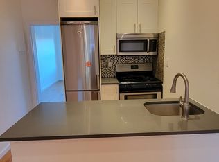 2802 Steinway St APT 2L, Astoria, NY 11103