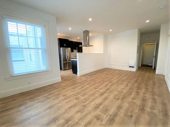 3rd image of 1165 Francisco St APT 10