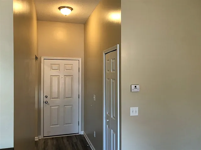3201 Ginny Lake Dr — Photo 8