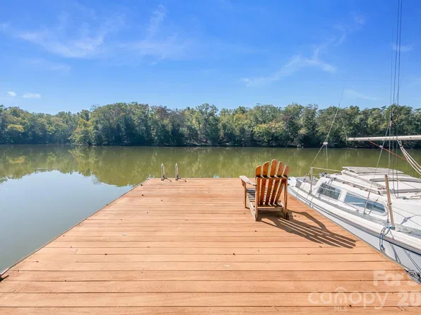 25502 Seagull Dr, Lancaster, SC 29720