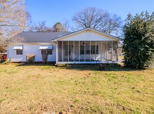 544 Thomas Rd, Trion, GA 30753