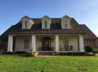 123 Sweethaven Dr, Donaldsonville, LA 70346