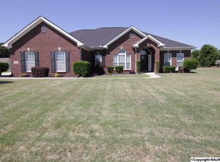 107 Parkview Dr, Meridianville, AL 35759