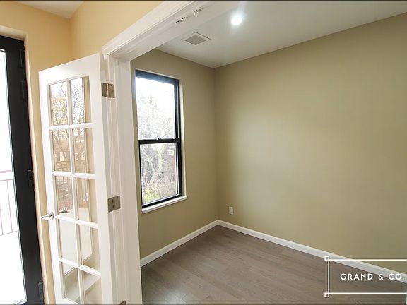 4th image of 746 Humboldt St Floor 2