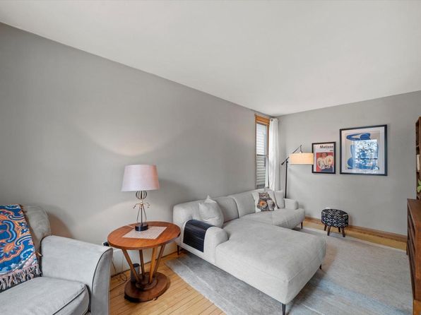 232 East Montana STREET, Milwaukee, WI 53207