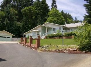 145 Winnie Walker Ln, Glendale, OR 97442