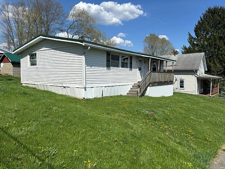 120 Main St — Photo 15