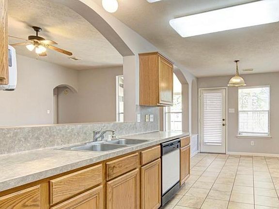 5th image of 8223 Soledad Dr #A