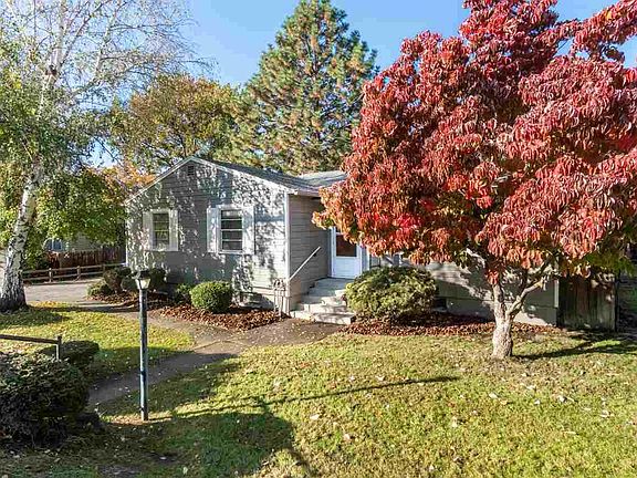 2nd image of 1929 Davison Ave
