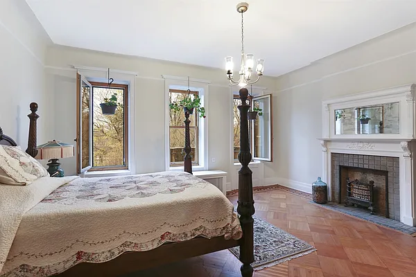 Sold by Corcoran | media 17