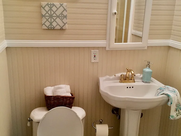3518 Nimitz Rd — Photo 12
