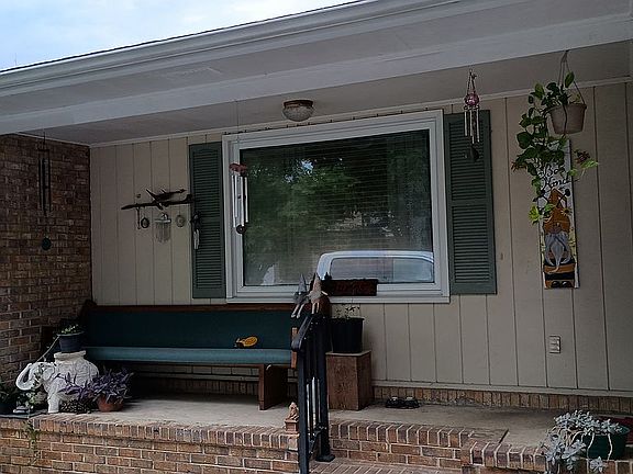 2nd image of 113 Limehouse Dr